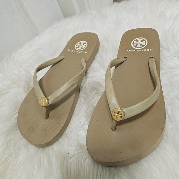 Tory Burch Tan Flip Flops🌴 - Picture 2 of 6